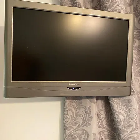 ホームステイ Shared Apartment! Piso Compartido! общая квартира! セビリア