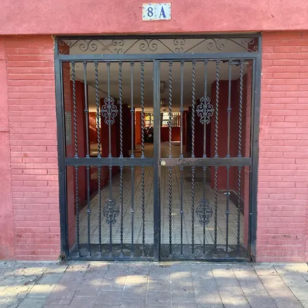 Shared Apartment! Piso Compartido! общая квартира! Rum i privatbostad Sevilla