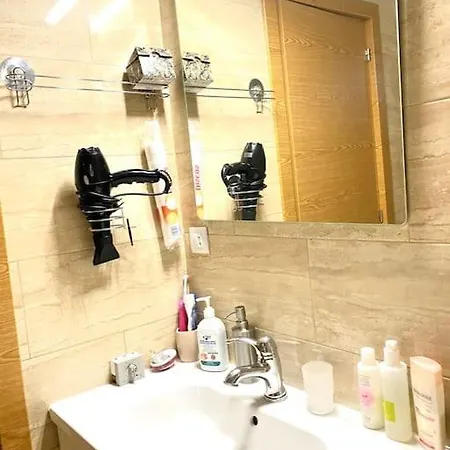 Shared Apartment! Piso Compartido! общая квартира! Rum i privatbostad